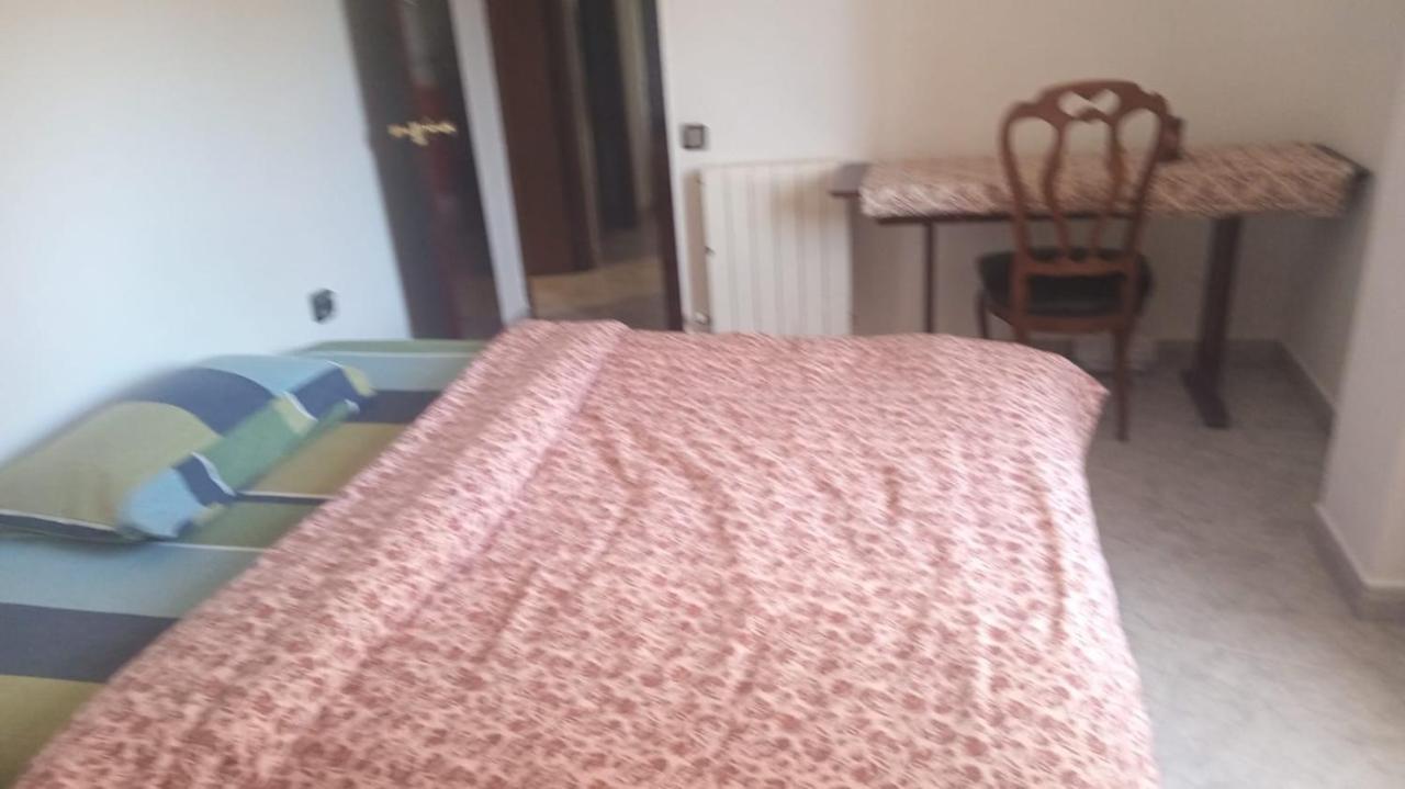 Sunny Room In A Shared Apartment In Rubí Εξωτερικό φωτογραφία