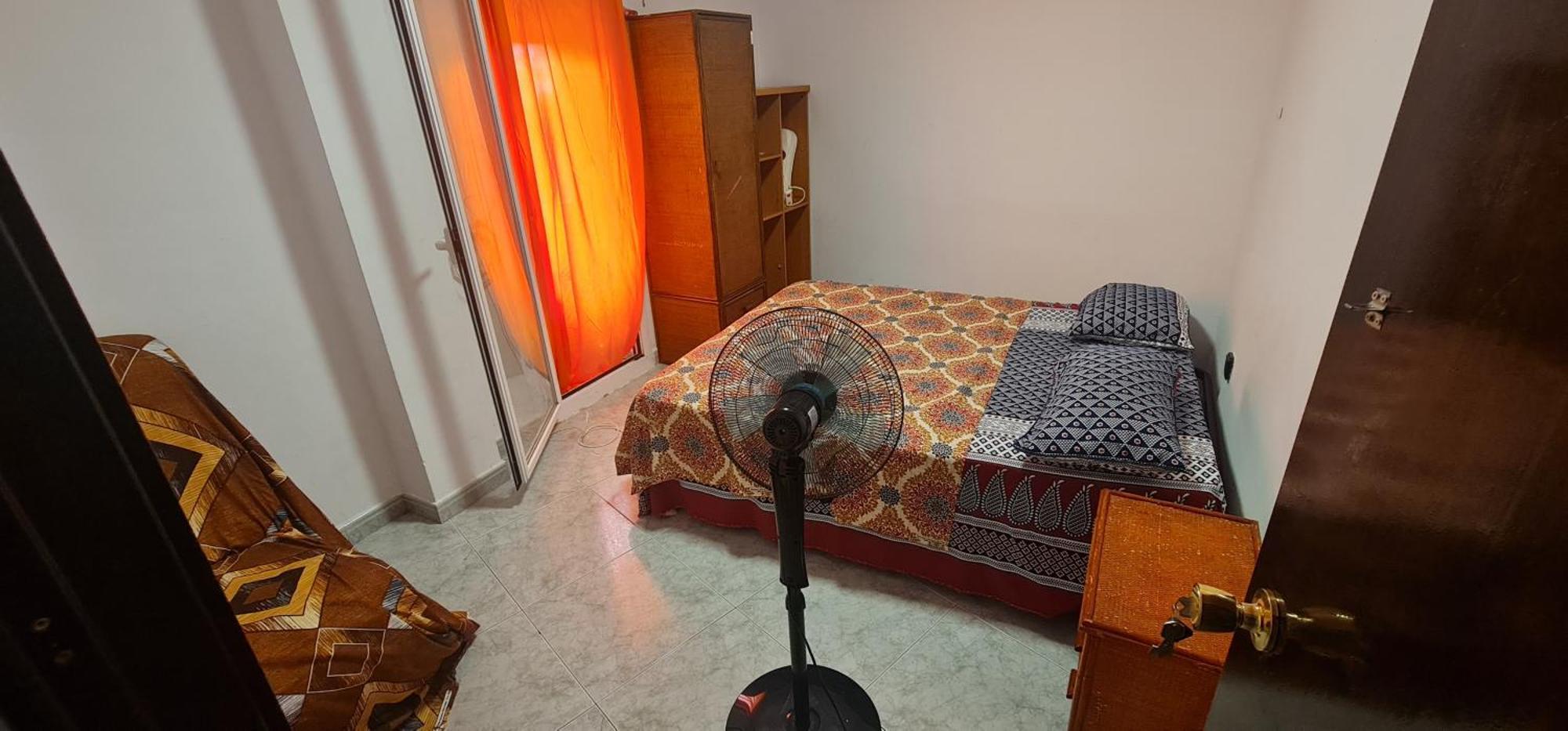 Sunny Room In A Shared Apartment In Rubí Εξωτερικό φωτογραφία